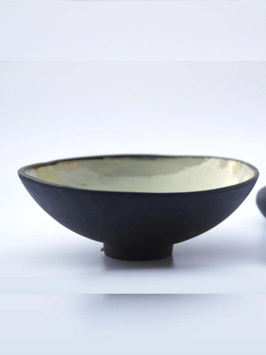 Schwarze Keramikschale ybowl von tablesketches